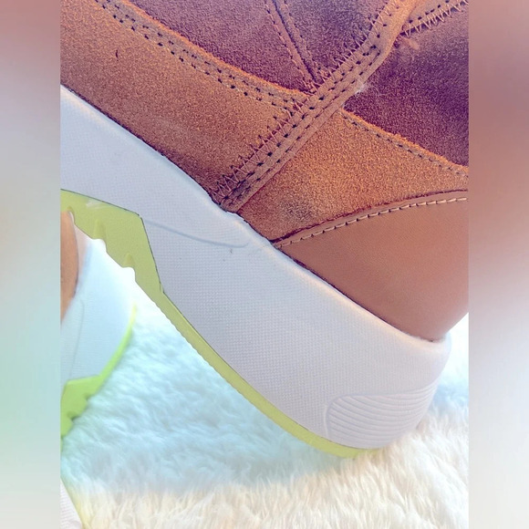 NWT Nurture the Rainier Sz 7.5 Tan Two-Tone Suede High Top Cold Weather Booties - Picture 7 of 16